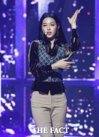  [TF움짤뉴스] 설현, 노출 없어도 아름다워