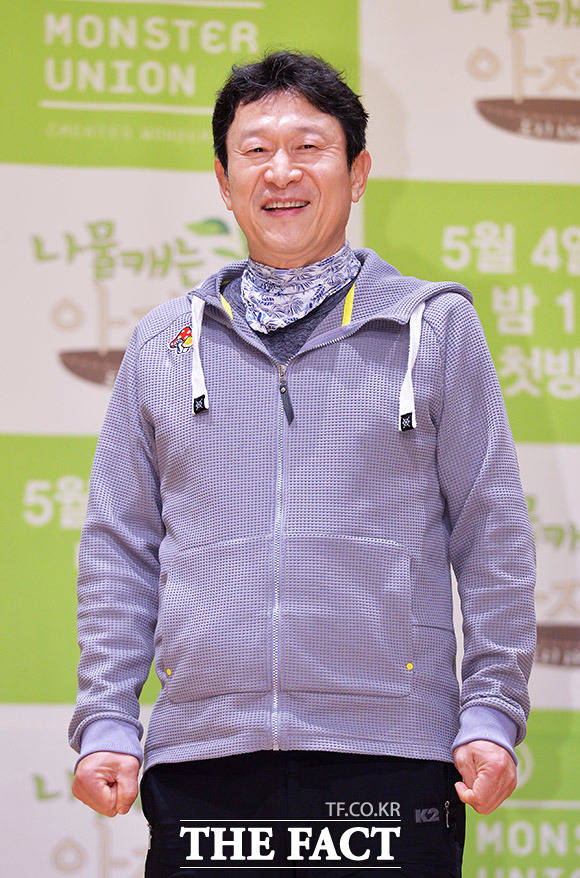 배우 김응수가 무허가로 펜션을 운영했다는 의혹을 받고 있다. /더팩트 DB