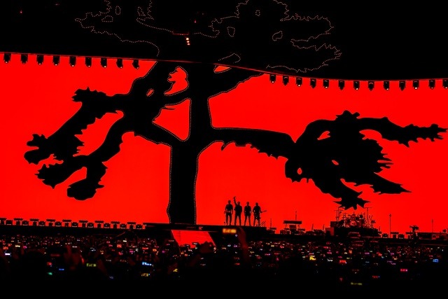 U2 내한공연의 2부는 1987년 발표된 조슈아 트리의 곡들로 꾸며졌다. /라이브네이션 코리아 제공