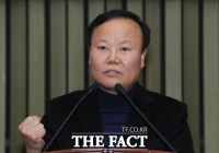 [TF포토] 신임 정책위의장에 선출된 김재원 의원