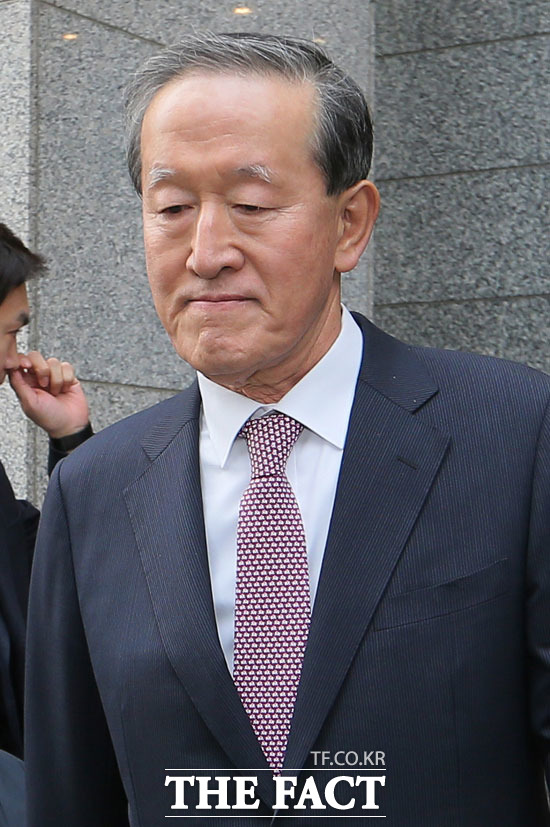 허창수 전국경제인연합회 회장은 추도사를 통해 김우중 전 대우그룹 회장은 진실한 기업가였다며 애도를 표했다. /더팩트 DB