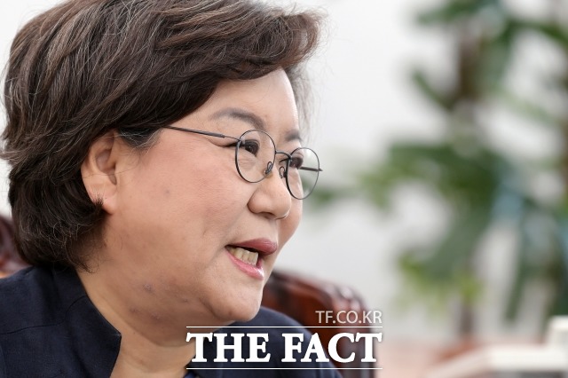 12일 20대 국회 의정대상을 수상한 이혜훈 바른미래당 의원은 보수 진영 전체를 바꿔놓는 운동을 하려고 최선을 다하고 있다고 밝혔다. /이선화 기자