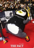 [TF포토] 펭수, '스웨그 넘치는 포즈'