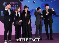 [TF포토] 김승현 가족, '저희가 대상 후보입니다!'