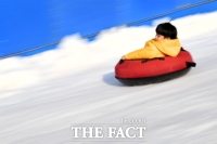 [TF포토] 눈썰매, 상쾌하군!