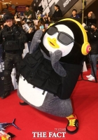  [TF초점] 펭수를 잡아라! 톱배우 못지않은 충무로 인기