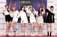 [TF포토] 여자친구, '크리스마스 포즈는 신나게~'