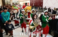 [TF포토] '흥이 절로 나는 고적대의 연주'