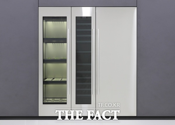 LG전자가 집안에서 사용하는 신개념 프리미엄 식물재배기를 공개했다. /LG전자 제공