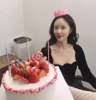  황정음 측, 성형 의혹 부인 '드라마 촬영 중...말도 안 돼'