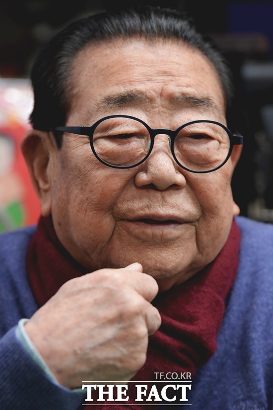 전국노래자랑 MC 송해(92)가 31일 밤 10시께 폐렴증상으로 한양대병원 응급실에 긴급 입원했다. /이선화 기자