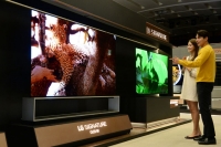  LG전자, CES서 '알파9 3세대' 탑재한 '리얼 8K' TV 공개