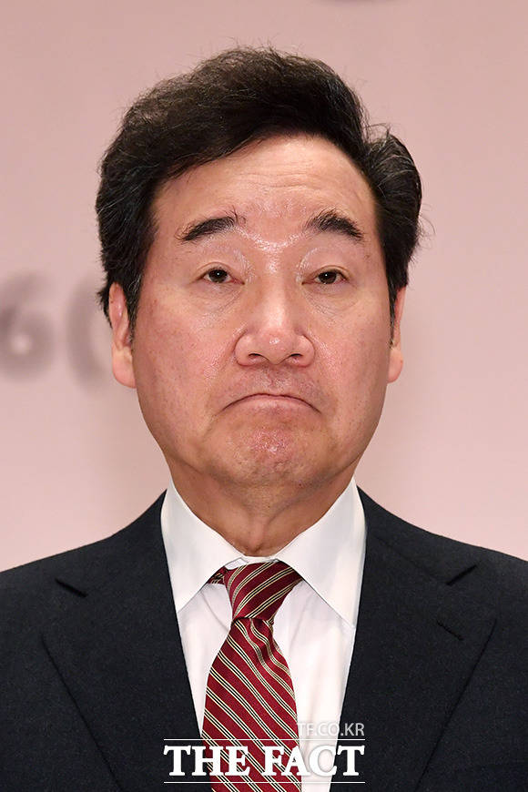 이낙연 국무총리가 6일 오후 서울 여의도 중소기업중앙회에서 열린 2020 중소기업인 신년인사회에 참석해 굳은 표정을 짓고 있다. /남용희 기자