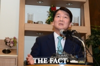  복귀 앞둔 안철수 '文 정부, 이미지 조작에만 능해'