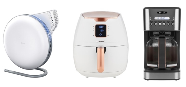 편의점 업계는 1인 가구를 겨냥한 공기청정기, 커피머신 등 소형가전 선물군을 다수 준비했다. /BGF리테일 제공