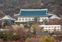  靑 ''윤석열 불신임' 생각 안해…검찰 인사 과정 원만치 않아 유감'