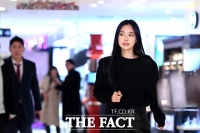 [TF포토] 손나은, '일상이 화보'