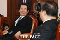 [TF포토] 문희상 국회의장 예방한 정세균 국무총리
