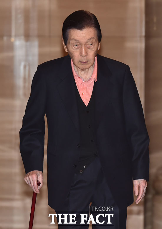 롯데그룹 창업주인 신격호 명예회장이 19일 오후 4시 30분경 99세의 나이로 별세했다. /더팩트 DB