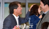 [TF포토] '정치 복귀' 안철수, '동심부터 차근차근~'