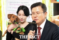[TF포토] 반려동물 공약 발표하는 황교안 대표