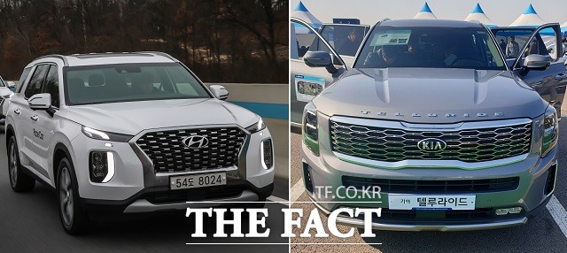 현대차의 대형 SUV 팰리세이드(왼쪽)와 기아차의 텔루라이드가 지난해 국내외 시장에서 흥행 몰이에 성공하며 효자 노릇을 톡톡히 한 것으로 나타났다. /현대차 제공, 더팩트 DB