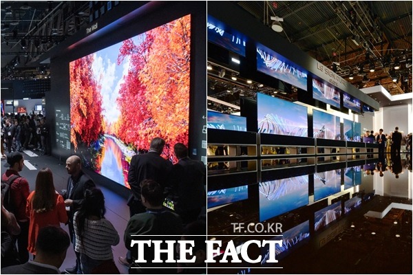 삼성전자와 LG전자의 초고가 가전 경쟁이 치열해지고 있다. 사진은 삼성전자의 마이크로 LED TV 더월(왼쪽)과 LG전자의 OLED 롤러블 TV의 모습. /삼성전자·LG전자 제공