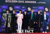  방탄소년단, '블랙스완'·'커넥트 BTS·'그래미'로 컴백 예열