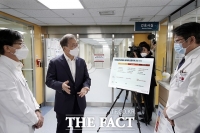  [TF초점] '우한 폐렴' 비상대응…질병관리 시험대 선 文대통령