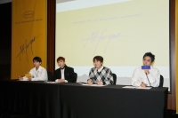  젝스키스 '4명으로 컴백 죄송..더 똘똘 뭉쳤다'(종합)