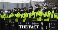 [TF포토] '우한 교민 수용' 진천 인재개발원 앞 삼엄한 경찰