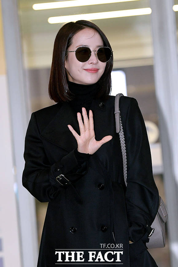 명품배우의 그림같은 출국