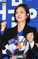 [TF포토] 선전을 다짐하는 고민정 전 청와대 대변인