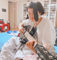  김신영, 새로운 프로필 사진 화제...'뜨거운 반응 감사'