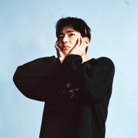  2월에도 지코 '아무노래'..나홀로 질주