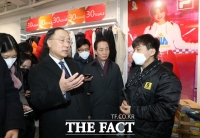 [TF포토] 홍남기, 신종 코로나 바이러스 현장 점검