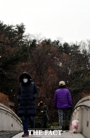 [TF포토] '입춘에 찾아온 반가운 눈'