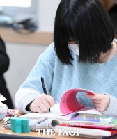 [TF포토] '완벽차단'