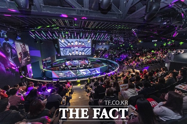 SK텔레콤이 2020 LCK 스프링 개막을 맞아 점프 VR 서비스를 강화한다. /SK텔레콤 제공