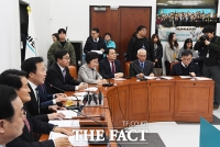 [TF포토] 최고위원회의 주재하는 손학규 대표