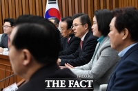 [TF포토] 발언하는 황교안 대표