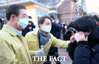 [TF포토] '마스크 꼭 착용하세요!'