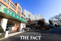 [TF사진관] '신종 코로나' 여파로 한산한 학교