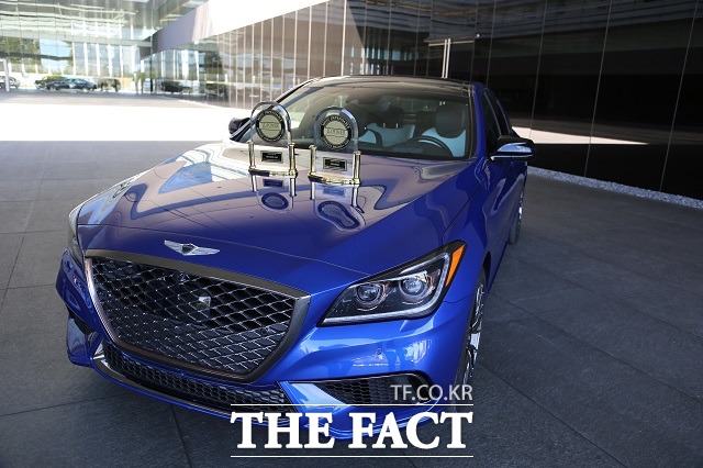 제네시스가 13일 미국 시장조사업체 제이디파워가 발표한 2020년 내구품질조사에서 최우수 내구품질 브랜드상을, 제네시스 G80은 중형 프리미엄 차급 무문에서 최우수 품질상을 받았다고 밝혔다. /제네시스 제공