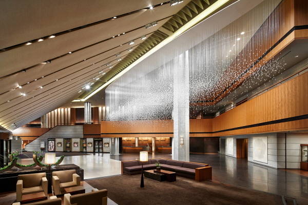 신라호텔은 3대 호텔 브랜드 체계를 구축해 글로벌 호텔로 도약할 예정이다. 사진은 서울신라호텔 로비. /호텔신라 제공