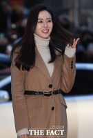 [TF포토] 손예진, '찰랑거리는 머릿결~'