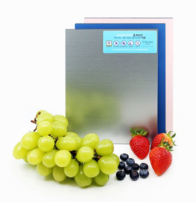 럭스틸 바이오(Luxteel Bio)는 특수 금속 세라믹 항균제 및 특수 첨가제를 이용해 살균효과 및 항균효과를 극대화한 컬러강판이다. /동국제강 제공