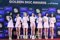  트와이스, 코로나19 여파로 콘서트 취소…'멤버들도 아쉬워'