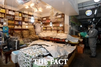 [TF포토] 코로나19, 방역은 철저하게