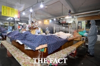 [TF포토] '방역하는 전통시장'